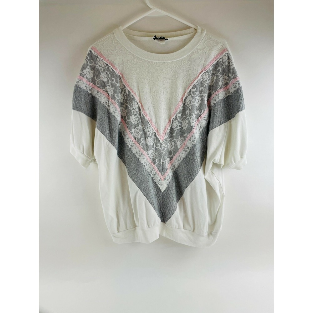 Alabuy T-Shirt Women's Size L? White Casual 3/4 Sleeve Floral Chevron Lace Vtg.